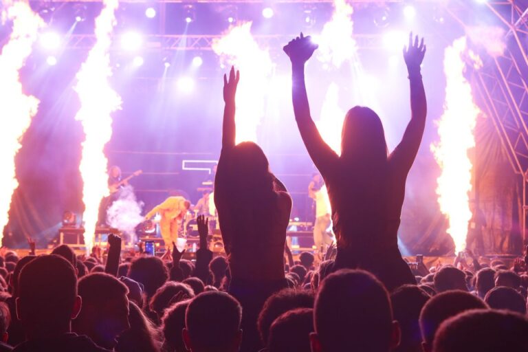 Summer Soundtrack 2026: The 5 Songs Everyone Has on Repeat